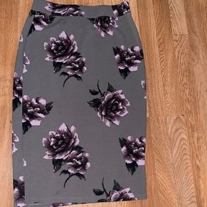 XL Iris Skirt